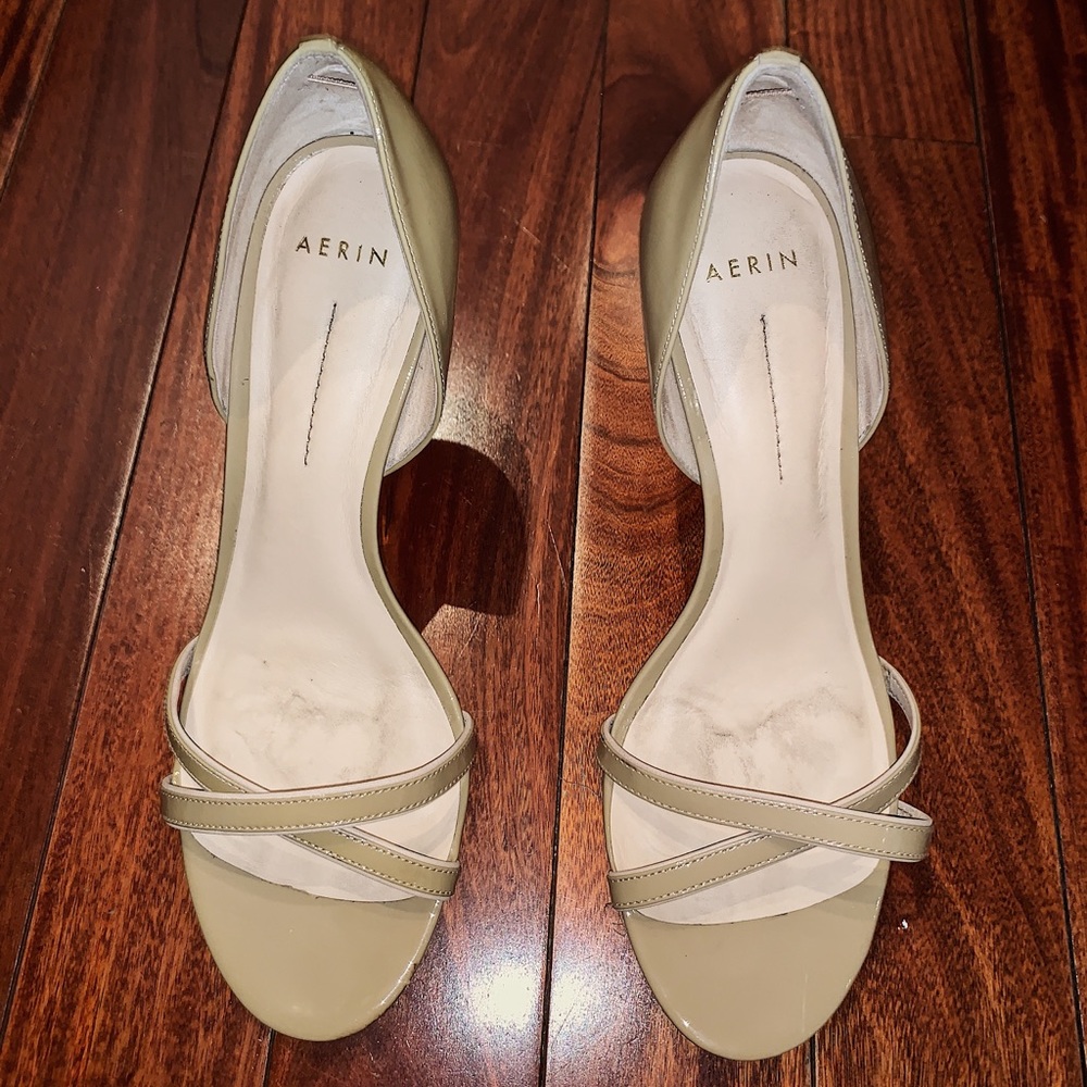 Really nice tan colored open toe heels.